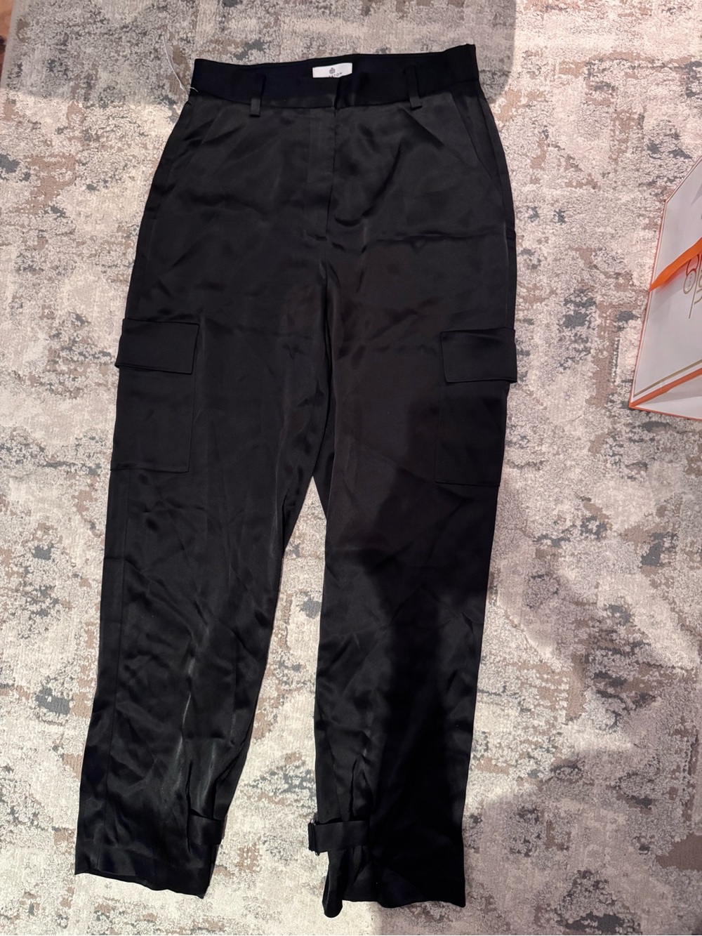 Aritzia Refined Cargo Pant
